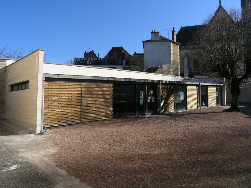 Construction d'un préaul Lycée L'Espérance