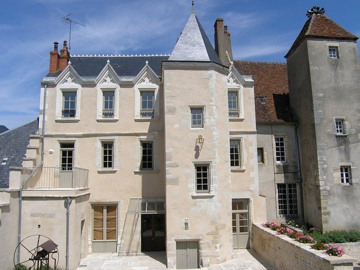Réhabilitation d'un immeuble d'habitations VARZY