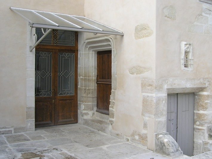 Réhabilitation d'un immeuble d'habitations VARZY